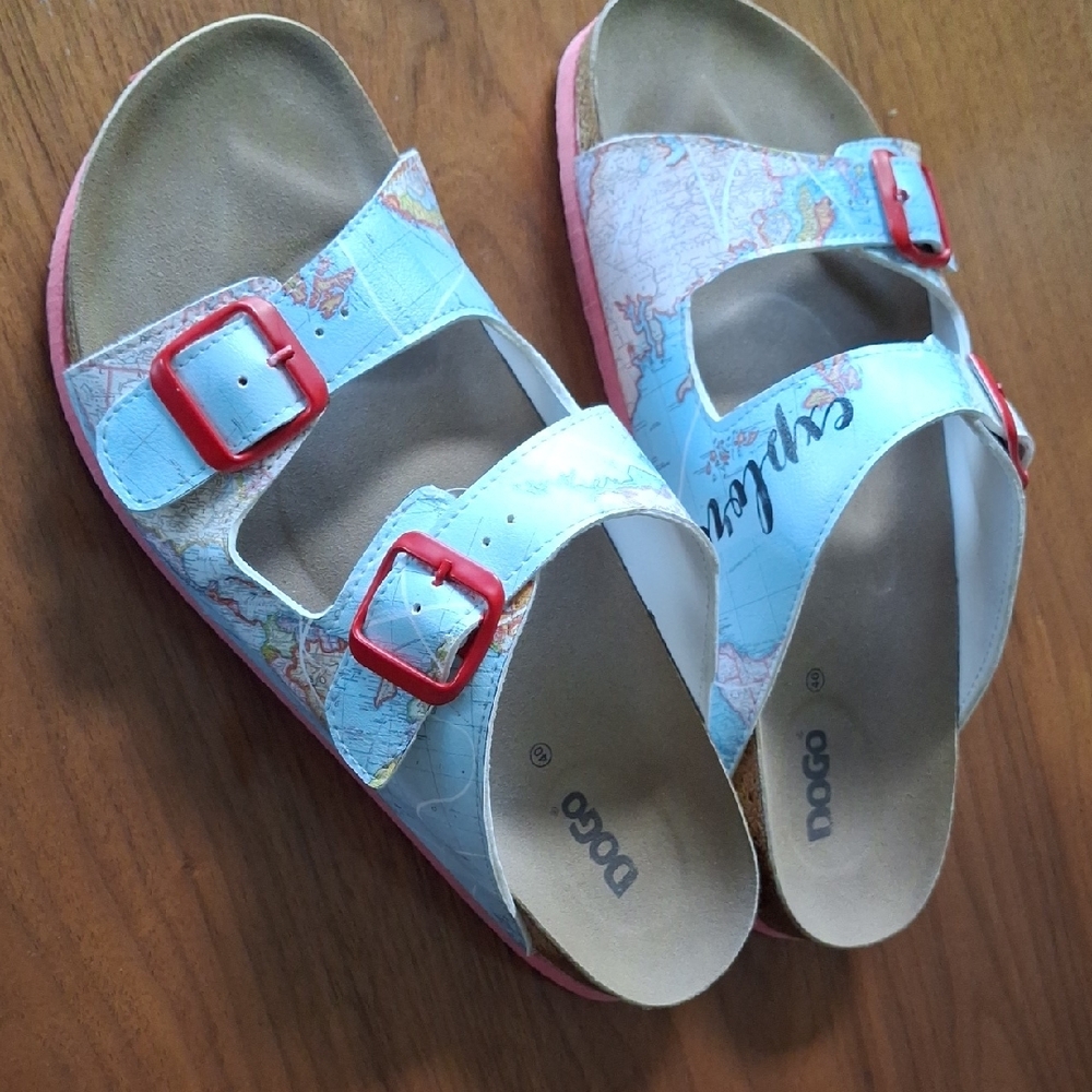 DOGO Map Print Sandals with Red Buckles Size 40 US 9.5 EXPLORE Comfort Vegan